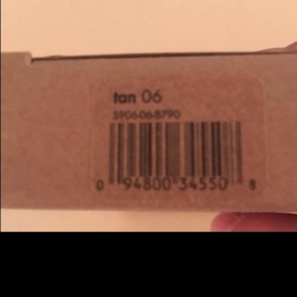 Stila CC Color Correcting Cream 06 Tan 1.3 oz - Picture 2 of 6